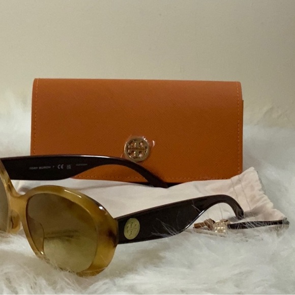 Tory Burch Sunglasses (TY714BU 1807/22L,w/ case and dust bag. ( NWOT) - Picture 5 of 6